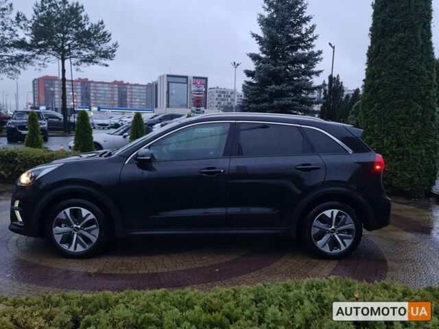 Черный Киа Niro, объемом двигателя 72 л и пробегом 11 тыс. км за 25999 $, фото 3 на Automoto.ua