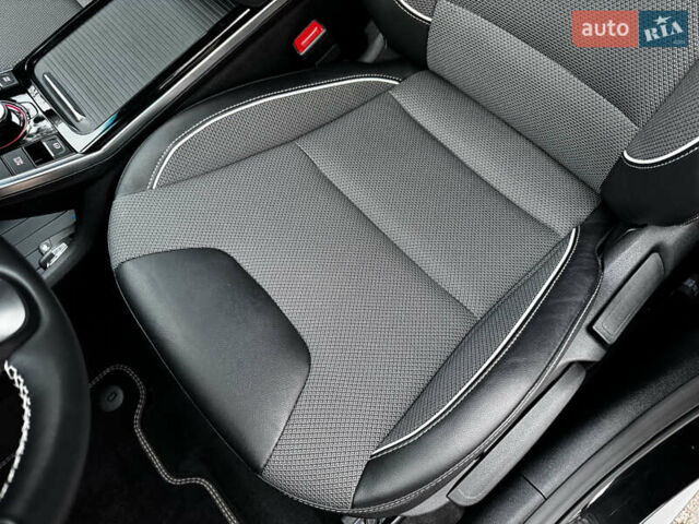 Черный Киа Niro, объемом двигателя 0 л и пробегом 54 тыс. км за 24300 $, фото 36 на Automoto.ua