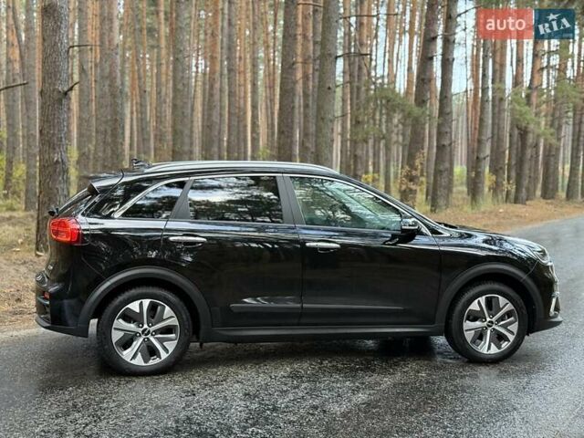 Киа Niro 2022 в Киеве на Automoto.ua Черный Киа Niro, объемом двигателя 0 л и пробегом 70 тыс. км за 22499 $, фото 41 на Automoto.ua