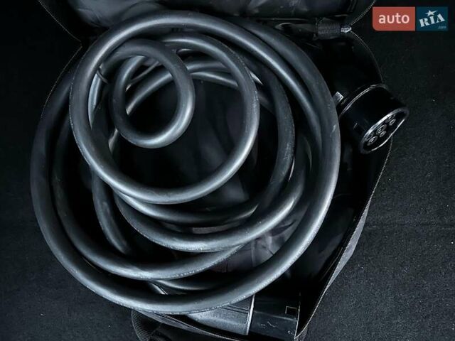 Черный Киа Niro, объемом двигателя 0 л и пробегом 84 тыс. км за 22900 $, фото 107 на Automoto.ua