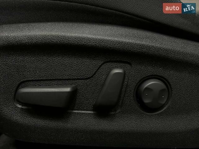 Черный Киа Niro, объемом двигателя 0 л и пробегом 39 тыс. км за 24900 $, фото 38 на Automoto.ua