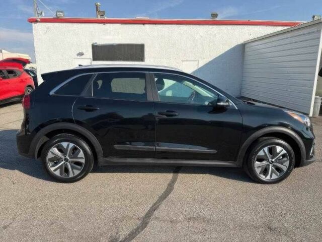 Кіа Niro 2022 у Кропивницькому (Кіровограді) на Automoto.ua Чорний Кіа Niro, об'ємом двигуна 0 л та пробігом 45 тис. км за 13200 $, фото 7 на Automoto.ua