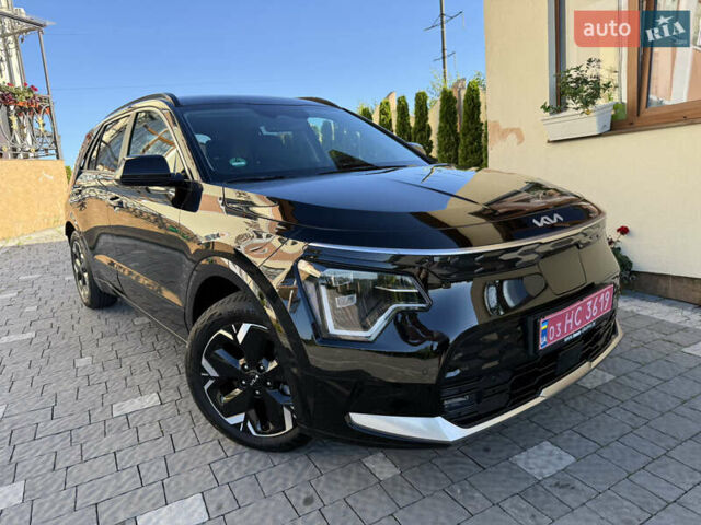 Черный Киа Niro, объемом двигателя 0 л и пробегом 61 тыс. км за 25950 $, фото 5 на Automoto.ua