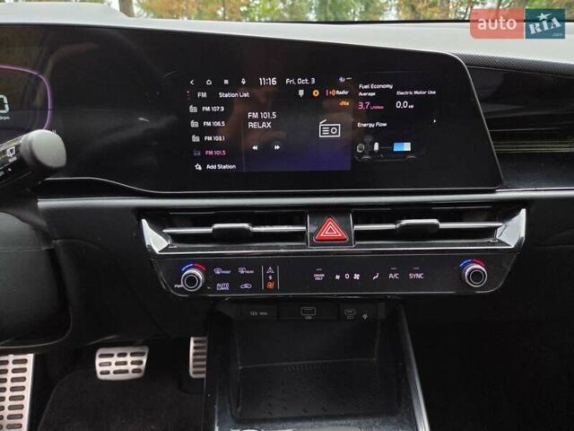 Черный Киа Niro, объемом двигателя 1.58 л и пробегом 97 тыс. км за 25500 $, фото 22 на Automoto.ua