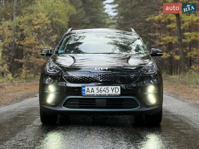 Киа Niro 2022 в Киеве на Automoto.ua Черный Киа Niro, объемом двигателя 0 л и пробегом 70 тыс. км за 22499 $, фото 1 на Automoto.ua