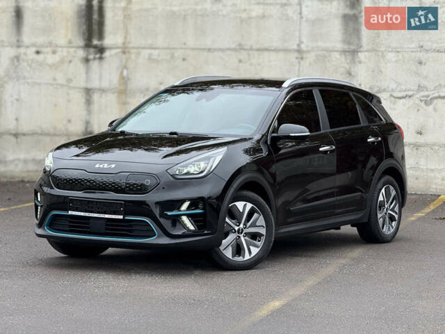 Чорний Кіа Niro, об'ємом двигуна 0 л та пробігом 108 тис. км за 21850 $, фото 15 на Automoto.ua