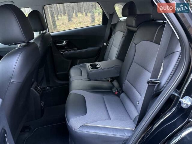 Киа Niro 2022 в Киеве на Automoto.ua Черный Киа Niro, объемом двигателя 0 л и пробегом 70 тыс. км за 22499 $, фото 91 на Automoto.ua