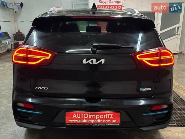 Черный Киа Niro, объемом двигателя 0 л и пробегом 84 тыс. км за 22900 $, фото 32 на Automoto.ua