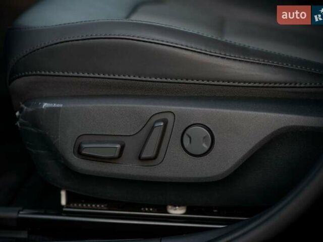 Черный Киа Niro, объемом двигателя 0 л и пробегом 10 тыс. км за 24900 $, фото 2 на Automoto.ua