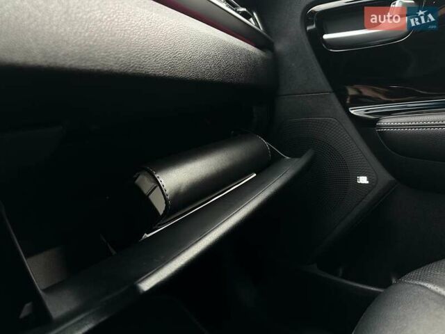 Черный Киа Niro, объемом двигателя 0 л и пробегом 29 тыс. км за 22900 $, фото 84 на Automoto.ua