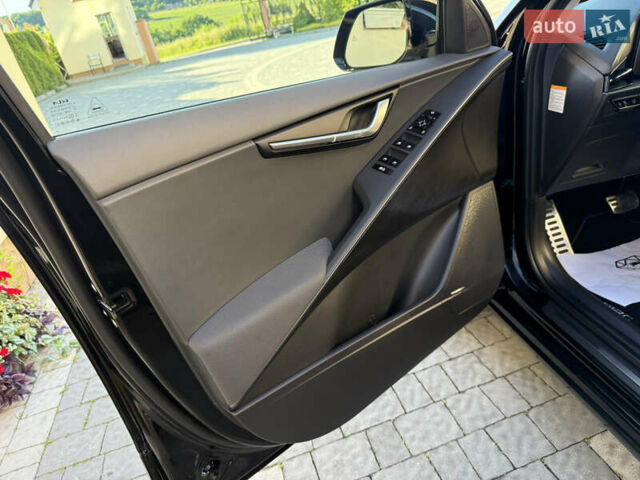 Черный Киа Niro, объемом двигателя 0 л и пробегом 61 тыс. км за 25950 $, фото 53 на Automoto.ua