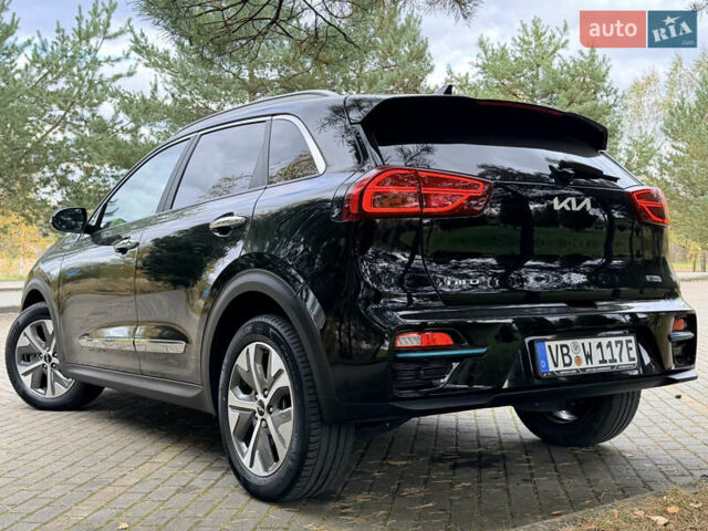 Чорний Кіа Niro, об'ємом двигуна 0 л та пробігом 80 тис. км за 22400 $, фото 4 на Automoto.ua