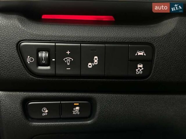 Черный Киа Niro, объемом двигателя 0 л и пробегом 12 тыс. км за 25400 $, фото 37 на Automoto.ua