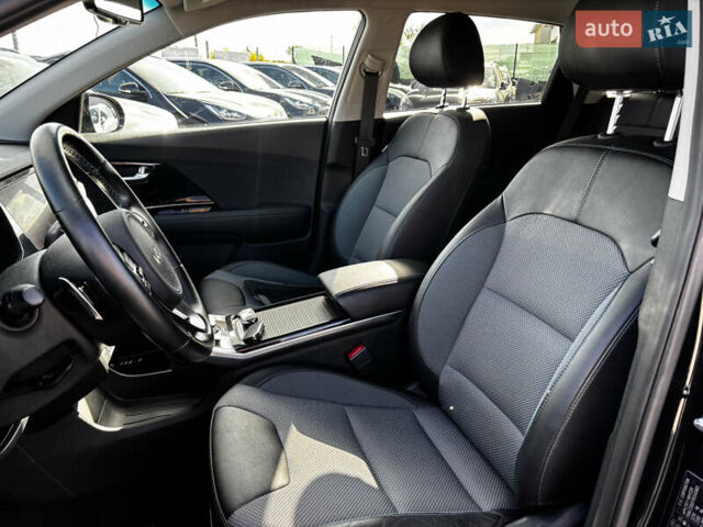 Чорний Кіа Niro, об'ємом двигуна 0 л та пробігом 23 тис. км за 24999 $, фото 19 на Automoto.ua