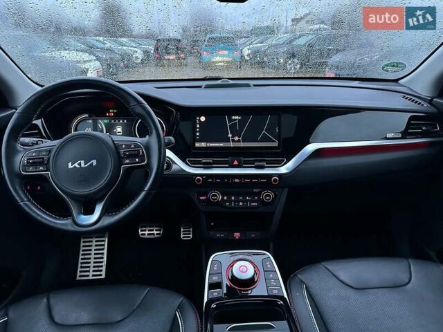 Черный Киа Niro, объемом двигателя 0 л и пробегом 84 тыс. км за 22900 $, фото 97 на Automoto.ua