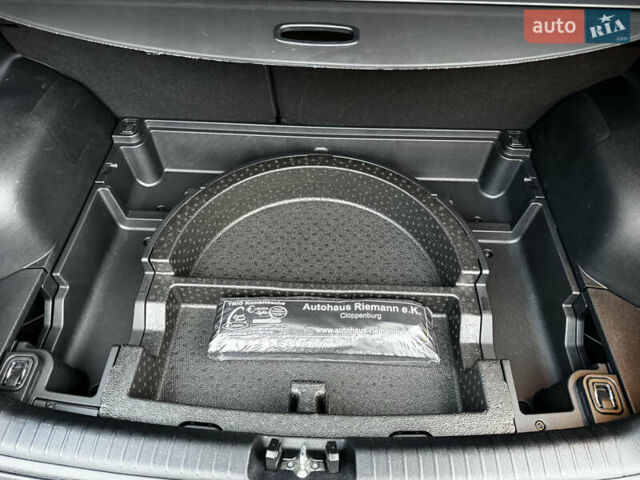 Черный Киа Niro, объемом двигателя 0 л и пробегом 54 тыс. км за 24300 $, фото 58 на Automoto.ua