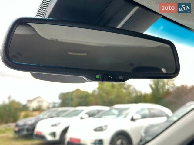 Черный Киа Niro, объемом двигателя 0 л и пробегом 12 тыс. км за 25400 $, фото 18 на Automoto.ua