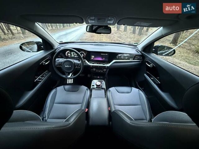 Киа Niro 2022 в Киеве на Automoto.ua Черный Киа Niro, объемом двигателя 0 л и пробегом 70 тыс. км за 22499 $, фото 54 на Automoto.ua