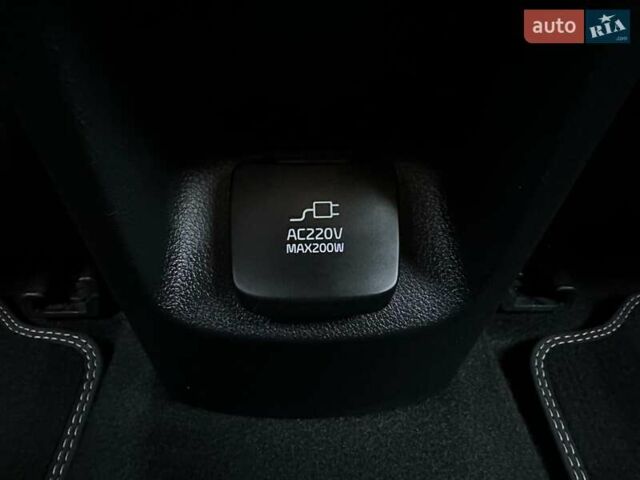 Черный Киа Niro, объемом двигателя 0 л и пробегом 29 тыс. км за 22900 $, фото 97 на Automoto.ua