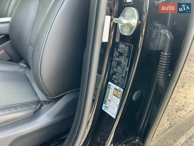Чорний Кіа Niro, об'ємом двигуна 0 л та пробігом 150 тис. км за 21500 $, фото 13 на Automoto.ua