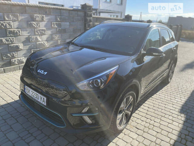 Чорний Кіа Niro, об'ємом двигуна 0 л та пробігом 30 тис. км за 25000 $, фото 15 на Automoto.ua