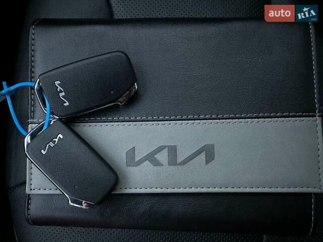 Черный Киа Niro, объемом двигателя 0 л и пробегом 84 тыс. км за 22900 $, фото 96 на Automoto.ua