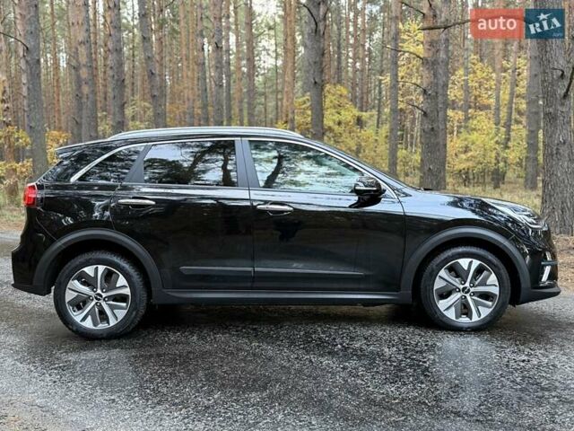 Киа Niro 2022 в Киеве на Automoto.ua Черный Киа Niro, объемом двигателя 0 л и пробегом 70 тыс. км за 22499 $, фото 11 на Automoto.ua
