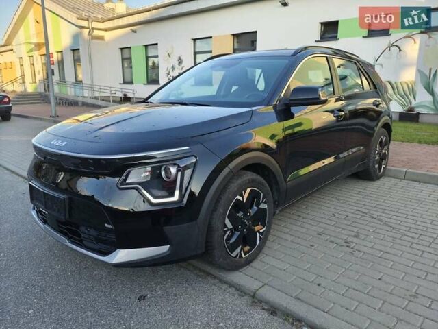 Черный Киа Niro, объемом двигателя 0 л и пробегом 30 тыс. км за 21000 $, фото 1 на Automoto.ua