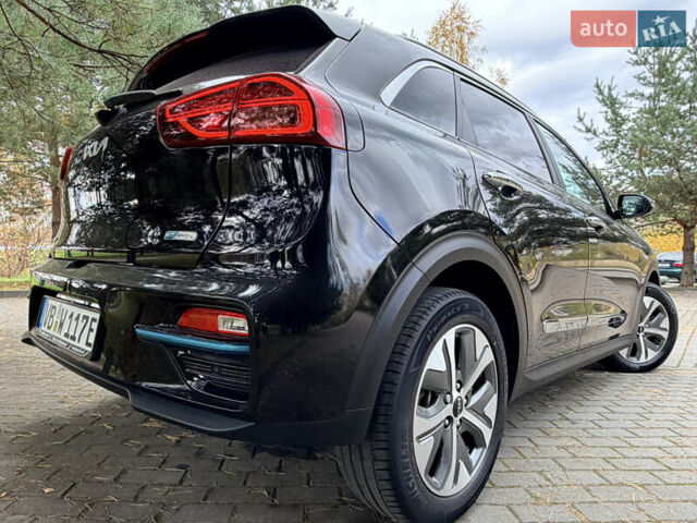 Чорний Кіа Niro, об'ємом двигуна 0 л та пробігом 80 тис. км за 22400 $, фото 7 на Automoto.ua