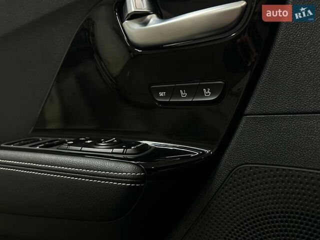 Черный Киа Niro, объемом двигателя 0 л и пробегом 84 тыс. км за 22900 $, фото 49 на Automoto.ua