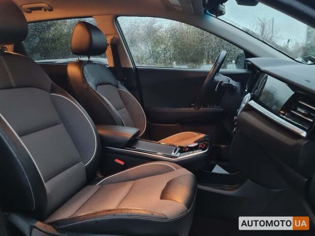 Черный Киа Niro, объемом двигателя 72 л и пробегом 11 тыс. км за 25999 $, фото 10 на Automoto.ua