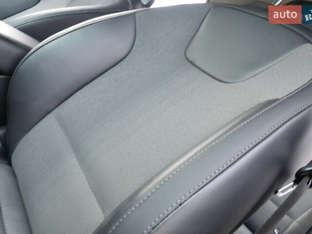 Черный Киа Niro, объемом двигателя 0 л и пробегом 67 тыс. км за 24150 $, фото 38 на Automoto.ua