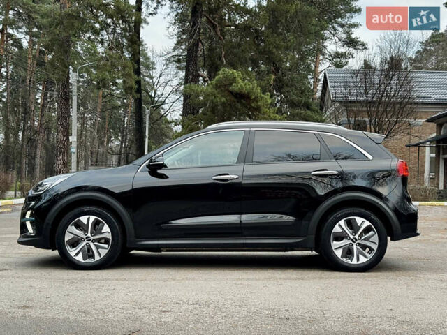 Черный Киа Niro, объемом двигателя 0 л и пробегом 54 тыс. км за 24300 $, фото 17 на Automoto.ua