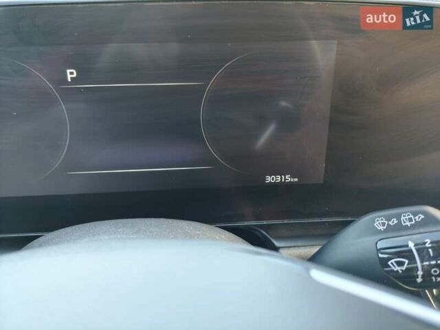 Черный Киа Niro, объемом двигателя 0 л и пробегом 30 тыс. км за 21000 $, фото 7 на Automoto.ua