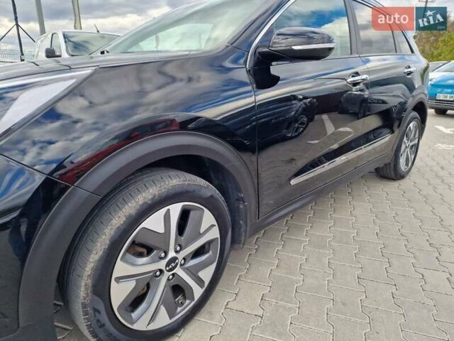 Кіа Niro 2022 у Вінниці на Automoto.ua Чорний Кіа Niro, об'ємом двигуна 0 л та пробігом 174 тис. км за 19600 $, фото 1 на Automoto.ua