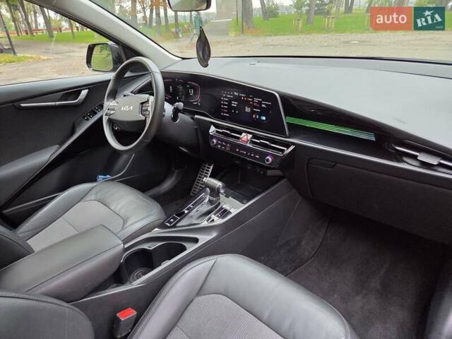 Черный Киа Niro, объемом двигателя 1.58 л и пробегом 97 тыс. км за 25500 $, фото 19 на Automoto.ua