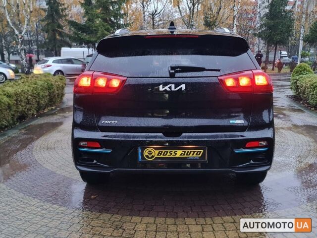 Черный Киа Niro, объемом двигателя 72 л и пробегом 11 тыс. км за 25999 $, фото 5 на Automoto.ua