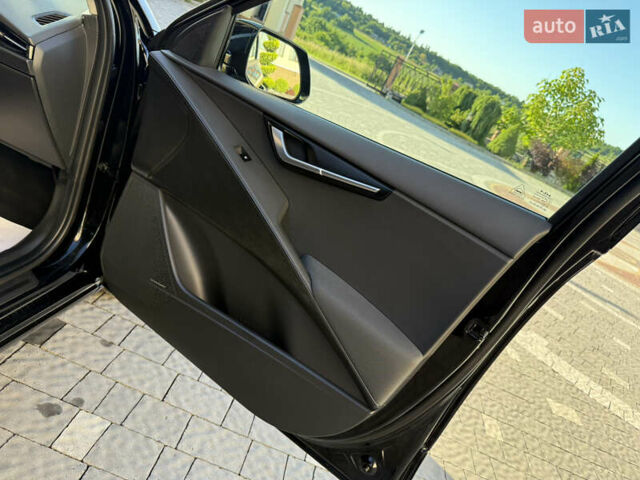 Черный Киа Niro, объемом двигателя 0 л и пробегом 61 тыс. км за 25950 $, фото 73 на Automoto.ua