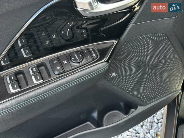 Чорний Кіа Niro, об'ємом двигуна 0 л та пробігом 23 тис. км за 24999 $, фото 18 на Automoto.ua