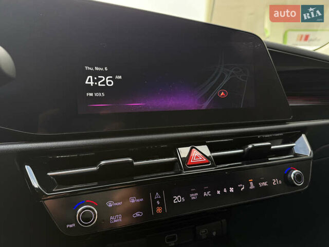 Черный Киа Niro, объемом двигателя 0 л и пробегом 149 тыс. км за 20550 $, фото 54 на Automoto.ua