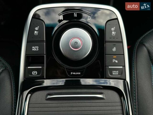 Черный Киа Niro, объемом двигателя 0 л и пробегом 12 тыс. км за 25400 $, фото 19 на Automoto.ua