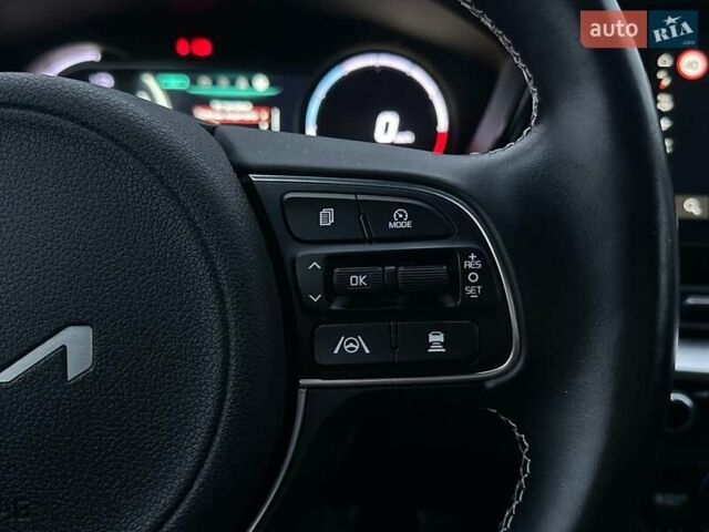 Черный Киа Niro, объемом двигателя 0 л и пробегом 84 тыс. км за 22900 $, фото 57 на Automoto.ua