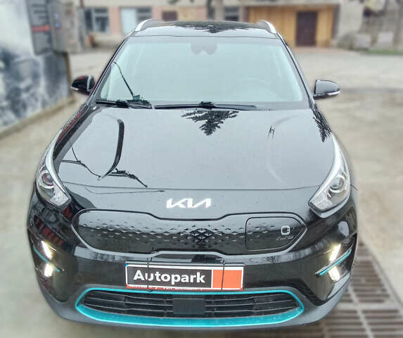 Черный Киа Niro, объемом двигателя 0 л и пробегом 125 тыс. км за 21800 $, фото 7 на Automoto.ua
