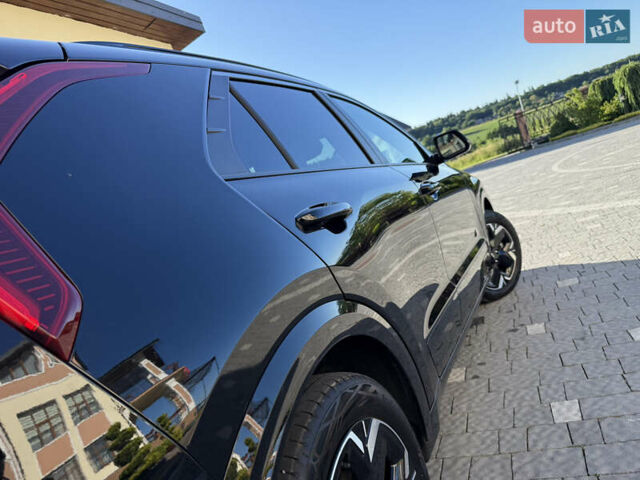 Черный Киа Niro, объемом двигателя 0 л и пробегом 61 тыс. км за 25950 $, фото 49 на Automoto.ua