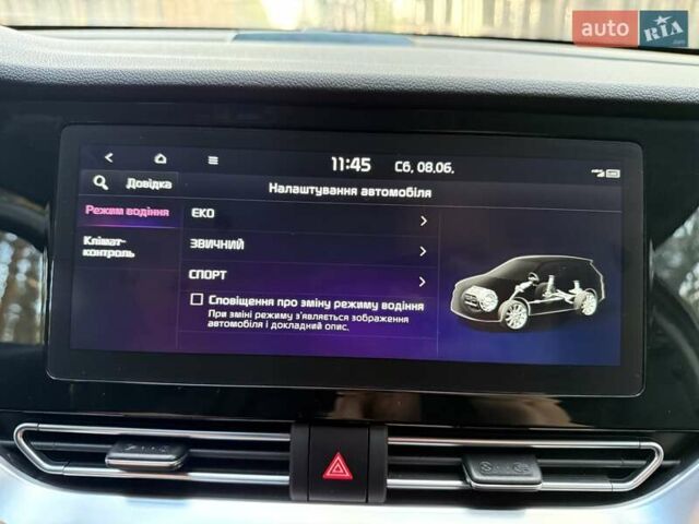 Киа Niro 2022 в Киеве на Automoto.ua Черный Киа Niro, объемом двигателя 0 л и пробегом 70 тыс. км за 22499 $, фото 117 на Automoto.ua