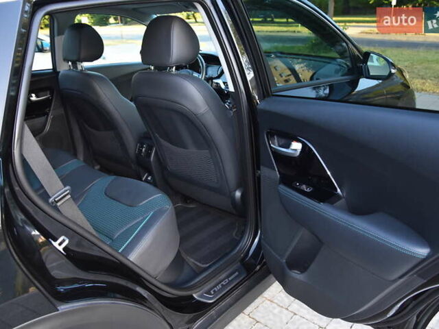 Черный Киа Niro, объемом двигателя 0 л и пробегом 35 тыс. км за 24399 $, фото 32 на Automoto.ua