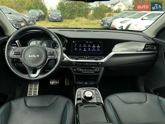 Черный Киа Niro, объемом двигателя 0 л и пробегом 12 тыс. км за 25400 $, фото 38 на Automoto.ua