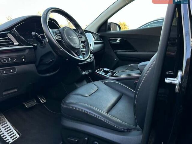 Черный Киа Niro, объемом двигателя 0 л и пробегом 29 тыс. км за 22900 $, фото 41 на Automoto.ua