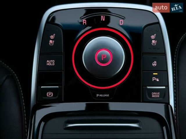 Черный Киа Niro, объемом двигателя 0 л и пробегом 84 тыс. км за 22900 $, фото 83 на Automoto.ua