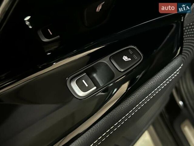 Черный Киа Niro, объемом двигателя 0 л и пробегом 84 тыс. км за 22900 $, фото 101 на Automoto.ua